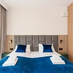 Apart111 Premium Basen W Cenie