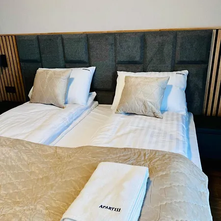 Apart111 Premium Basen W Cenie * 科沃布热格