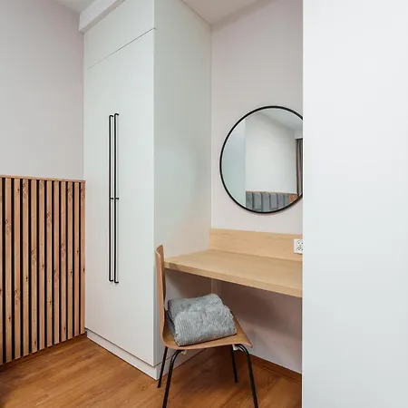 Apart111 Premium Basen W Cenie *