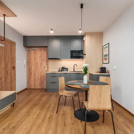 Apart111 Premium Basen W Cenie *