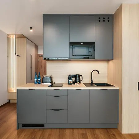 Apart111 Premium Basen W Cenie *